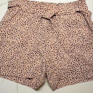 Sanctuary Leopard Print Crepe Shorts - S
